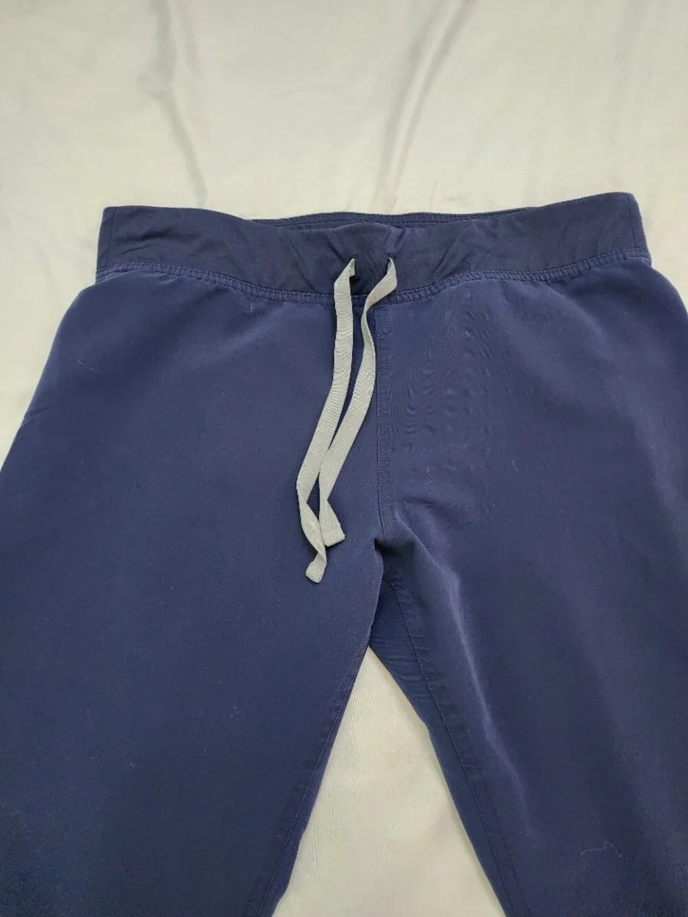FIGS Navy Scrub Set Medium Catarina Top Livingston Straight Leg Pants